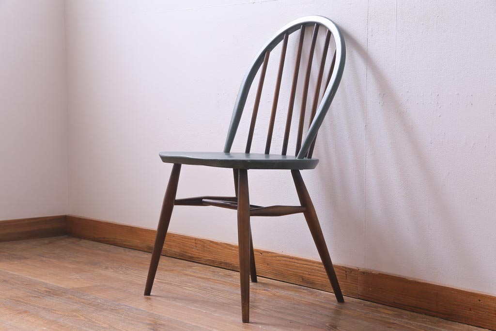 ペイント家具　ERCOL(アーコール)　アースカラーが優しげな雰囲気醸し出すウィンザーダイニングチェア(椅子)