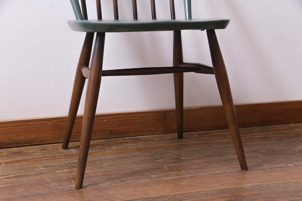 ペイント家具　ERCOL(アーコール)　アースカラーが優しげな雰囲気醸し出すウィンザーダイニングチェア(椅子)