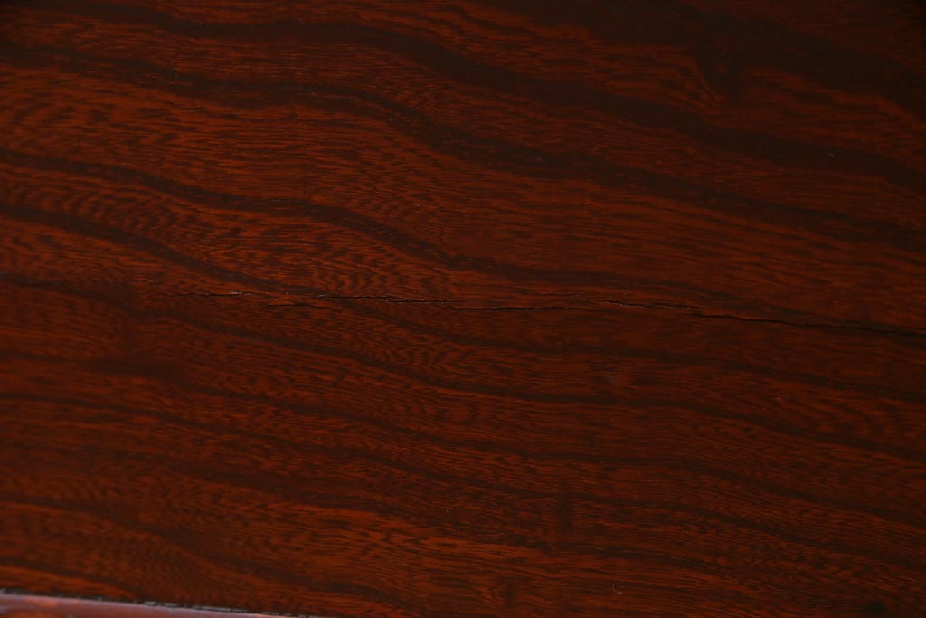 アンティーク雑貨　和製アンティーク　ケヤキ材　猫板付き　漆塗りが上質な和の空間を演出する長火鉢(木製火鉢)