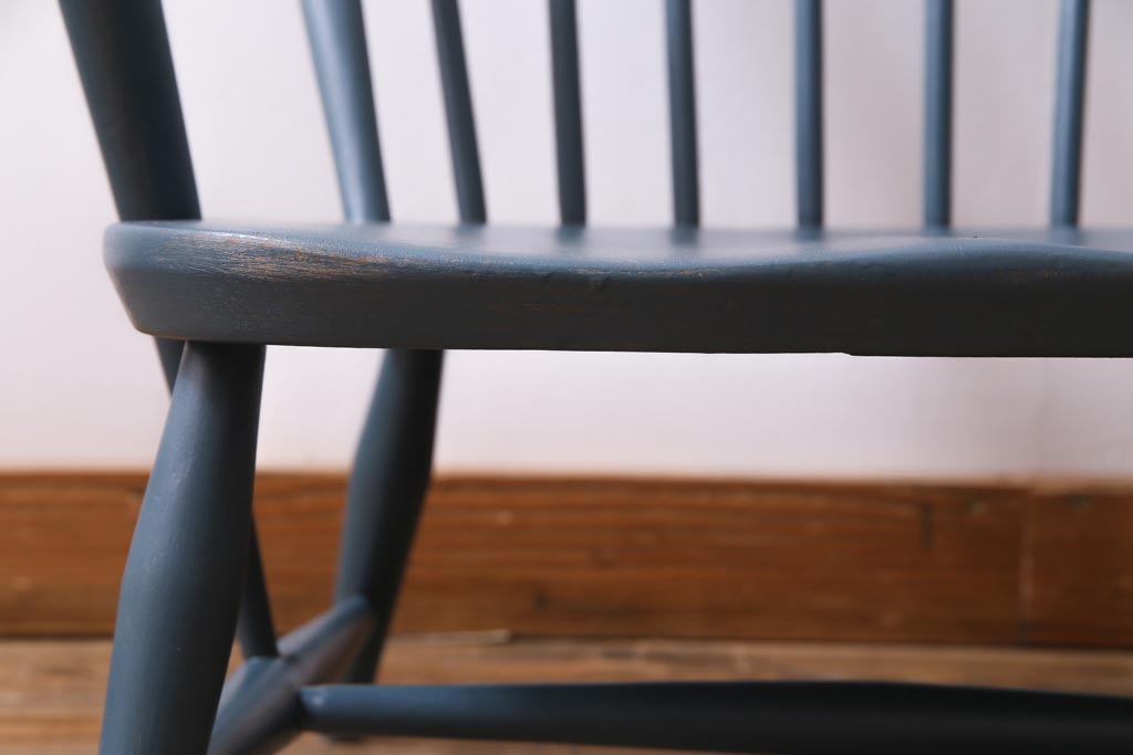 イギリスビンテージ　ペイント家具　ERCOL(アーコール)  シックなカラーがお洒落なラウンジチェア(椅子、アームチェア、ヴィンテージ)