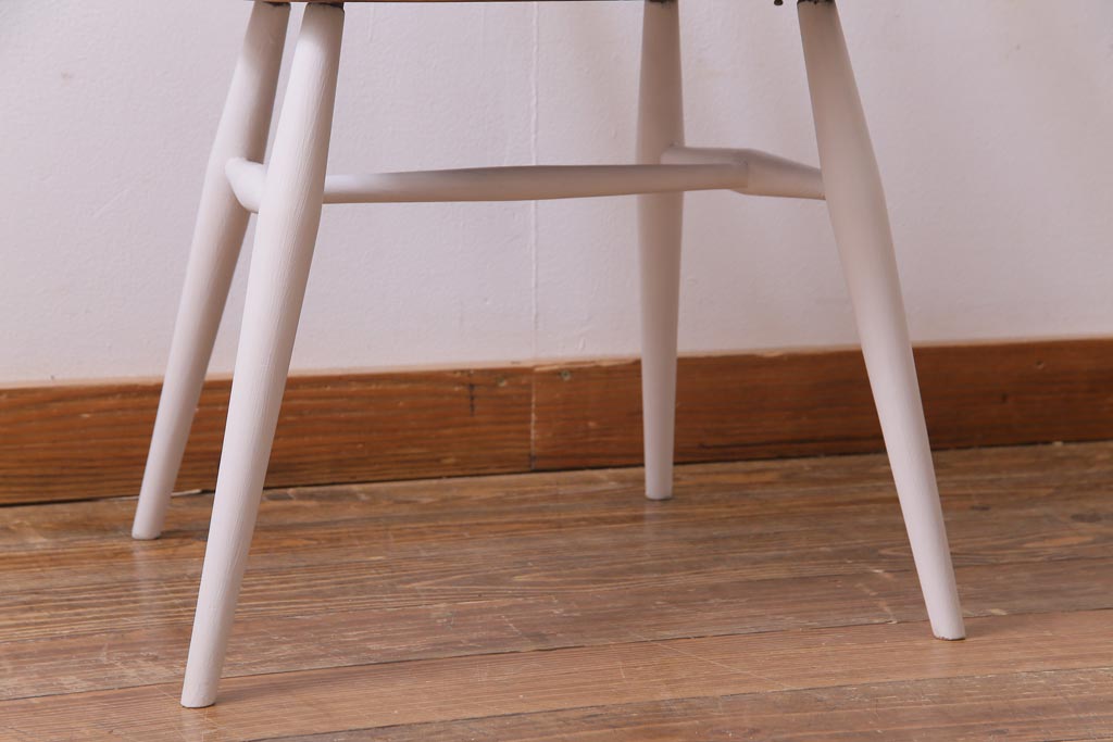 ヴィンテージ家具　ビンテージ　ERCOL(アーコール)　ツートンカラーがおしゃれなナチュラルペイントのクエーカーチェア(椅子)(1)