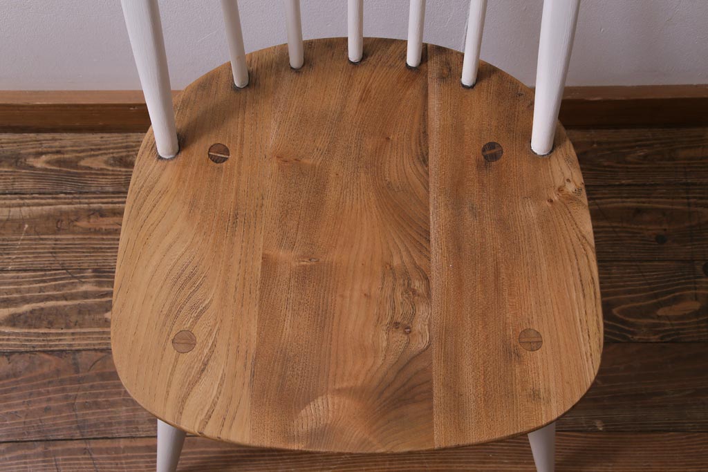 ヴィンテージ家具　ビンテージ　ERCOL(アーコール)　ツートンカラーがおしゃれなナチュラルペイントのクエーカーチェア(椅子)(3)