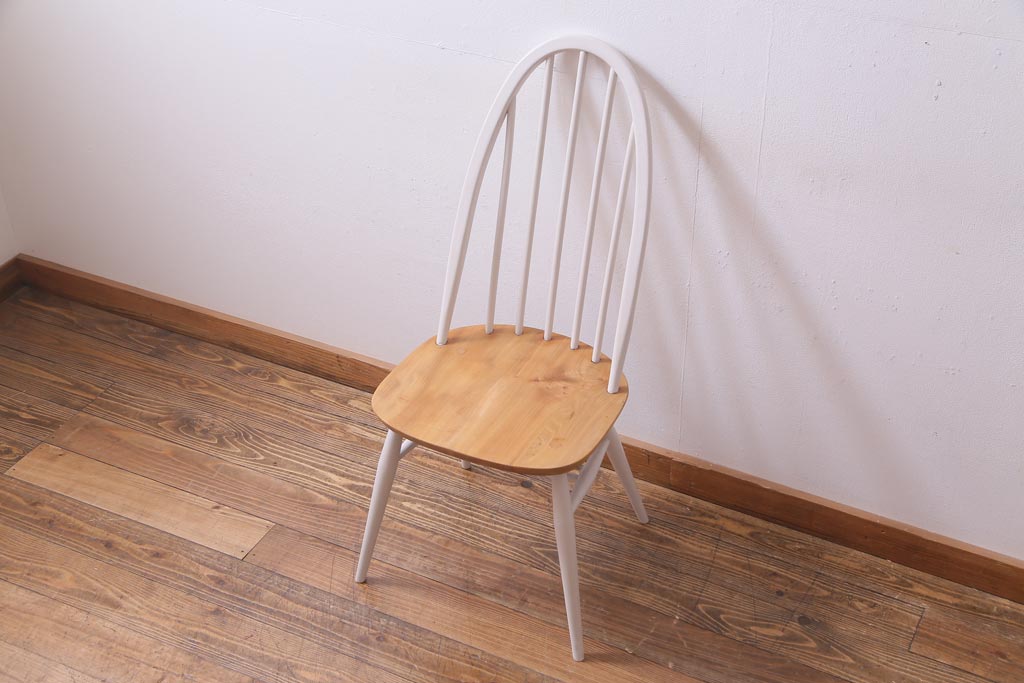 ヴィンテージ家具　ビンテージ　ERCOL(アーコール)　バイカラーがおしゃれなペイントクエーカーチェア(椅子)(2)