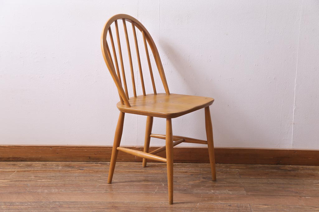 ヴィンテージ家具　イギリスビンテージ　ERCOL(アーコール)　明るい木色があたたかなウィンザーチェア(ワークチェア、椅子、ウインザーチェア)