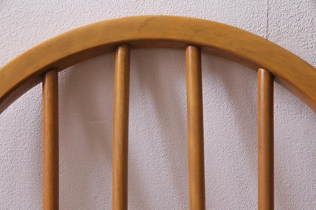 ヴィンテージ家具　イギリスビンテージ　ERCOL(アーコール)　明るい木色があたたかなウィンザーチェア(ワークチェア、椅子、ウインザーチェア)