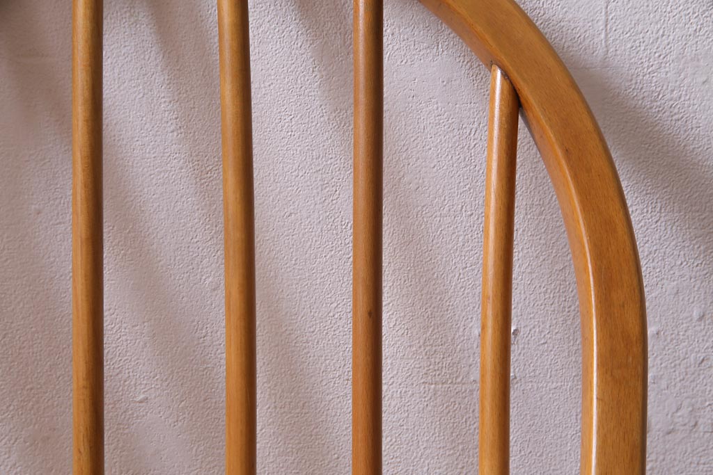 ヴィンテージ家具　イギリスビンテージ　ERCOL(アーコール)　明るい木色があたたかなウィンザーチェア(ワークチェア、椅子、ウインザーチェア)