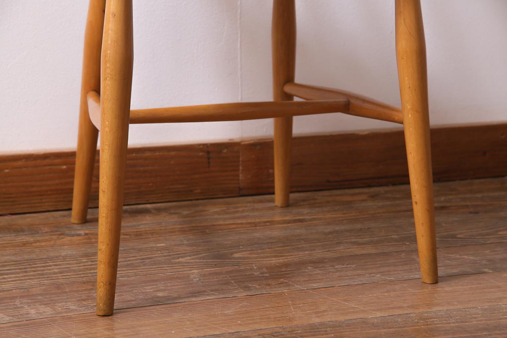 ヴィンテージ家具　イギリスビンテージ　ERCOL(アーコール)　明るい木色があたたかなウィンザーチェア(ワークチェア、椅子、ウインザーチェア)