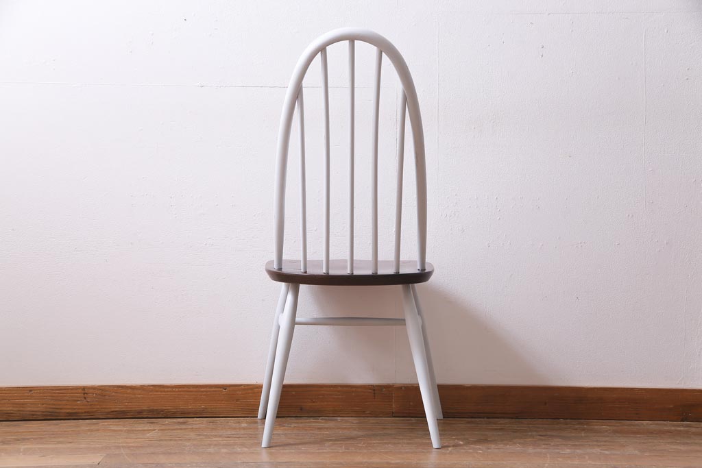 ヴィンテージ家具　ビンテージ　ERCOL(アーコール)　コントラストが目を引くペイントクエーカーチェア(椅子)(1)