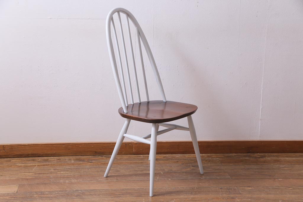 ヴィンテージ家具　ビンテージ　ERCOL(アーコール)　コントラストが目を引くペイントクエーカーチェア(椅子)(3)