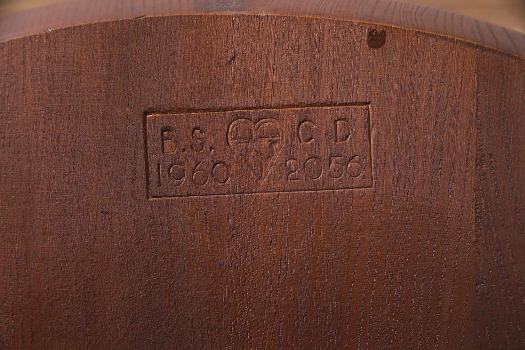 ヴィンテージ家具　ビンテージ　ERCOL(アーコール)　コントラストが目を引くペイントクエーカーチェア(椅子)(3)