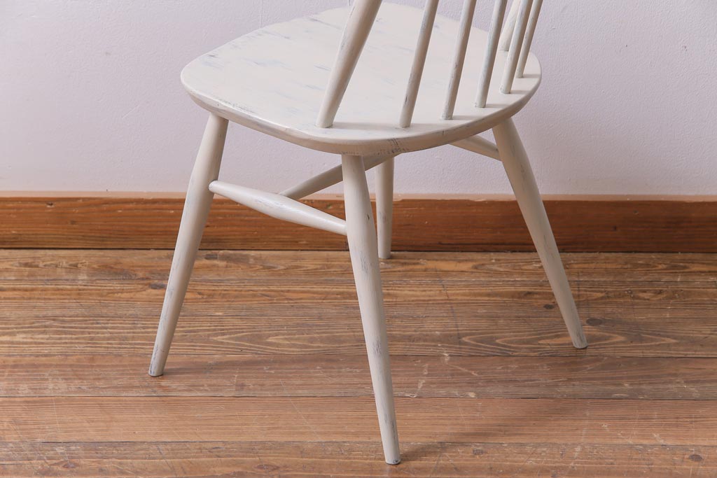 ペイント家具　ERCOL(アーコール)　シャビーテイストなクエーカーチェア(ダイニングチェア、椅子)