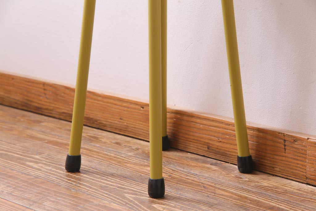 ラフジュ工房オリジナル　柔らかな黄色が目を引くペイントハイスツール(椅子)