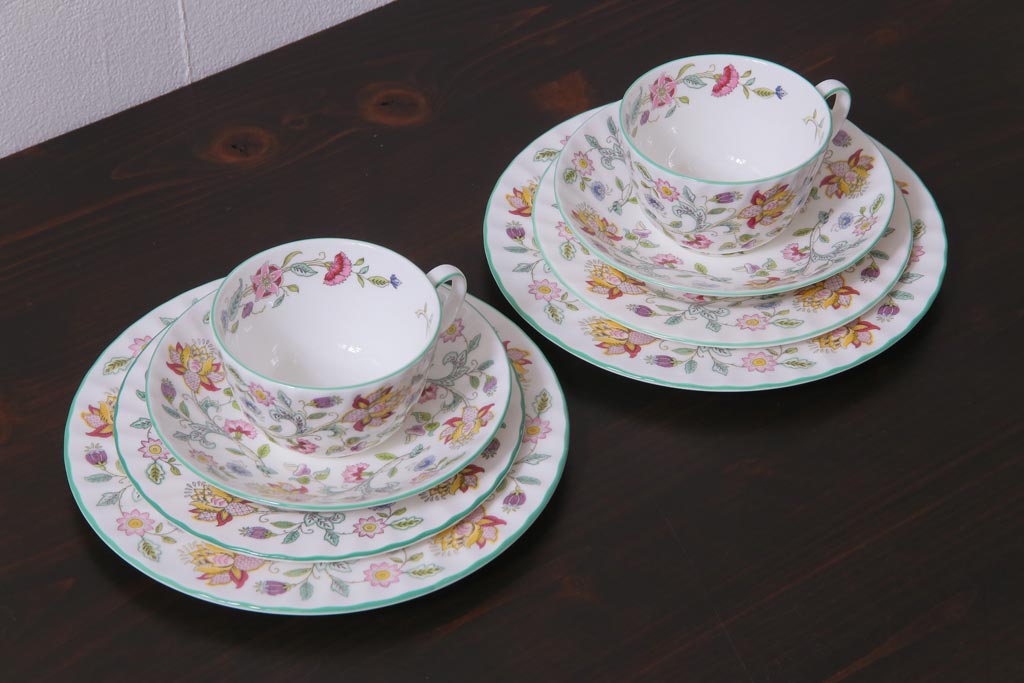 中古美品　イギリス　MINTON(ミントン)　Haddon Hall(ハドンホール)　ティーセット(カップ&ソーサー、プレート)(1)