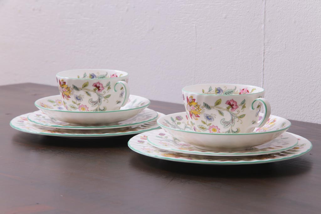 中古美品　イギリス　MINTON(ミントン)　Haddon Hall(ハドンホール)　ティーセット(カップ&ソーサー、プレート)(1)