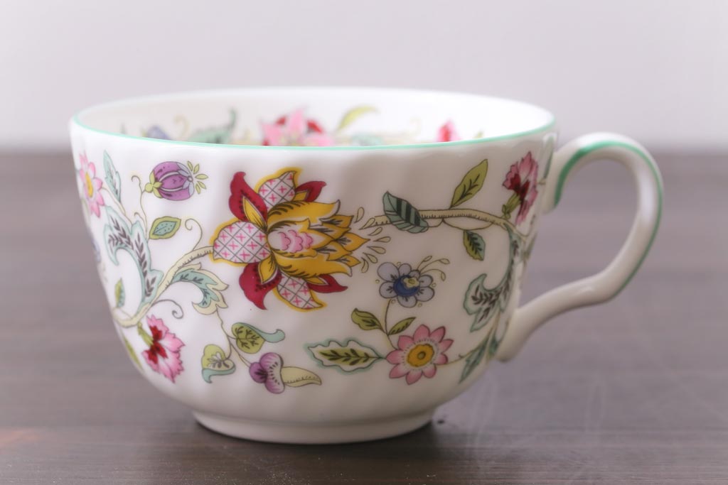 中古美品　イギリス　MINTON(ミントン)　Haddon Hall(ハドンホール)　ティーセット(カップ&ソーサー、プレート)(1)