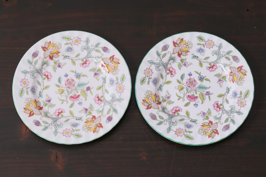 中古美品　イギリス　MINTON(ミントン)　Haddon Hall(ハドンホール)　ティーセット(カップ&ソーサー、プレート)(1)