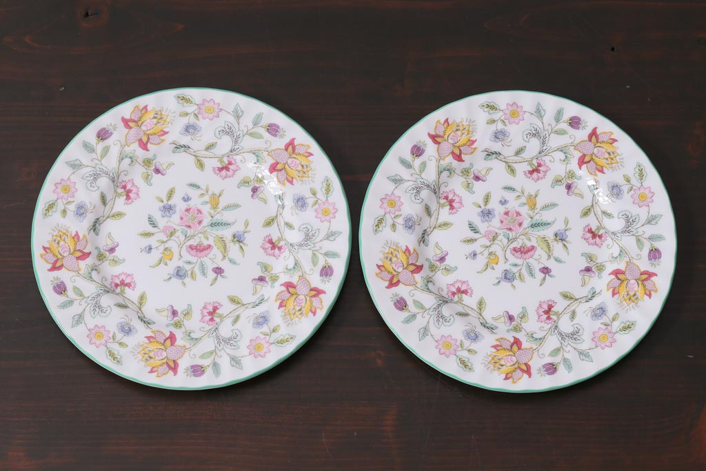 中古美品　イギリス　MINTON(ミントン)　Haddon Hall(ハドンホール)　ティーセット(カップ&ソーサー、プレート)(1)