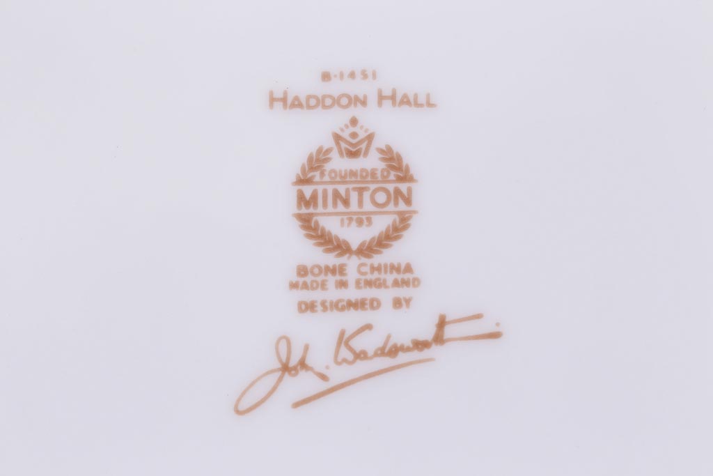 中古美品　イギリス　MINTON(ミントン)　Haddon Hall(ハドンホール)　ティーセット(カップ&ソーサー、プレート)(1)