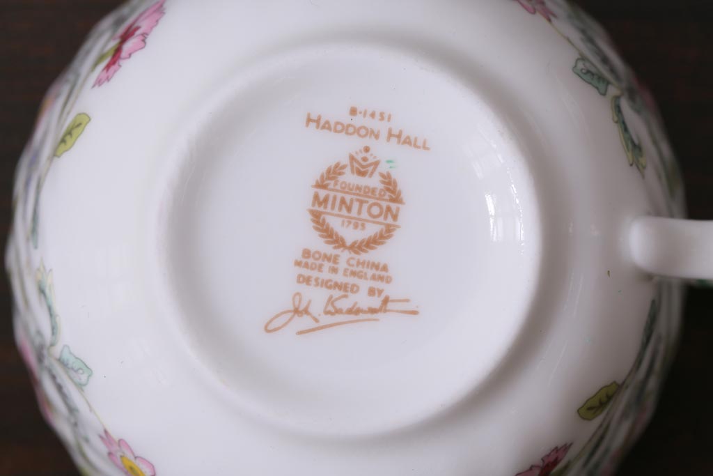 中古　イギリス　MINTON(ミントン)　Haddon Hall(ハドンホール)　ティーセット(カップ&ソーサー、プレート)(2)