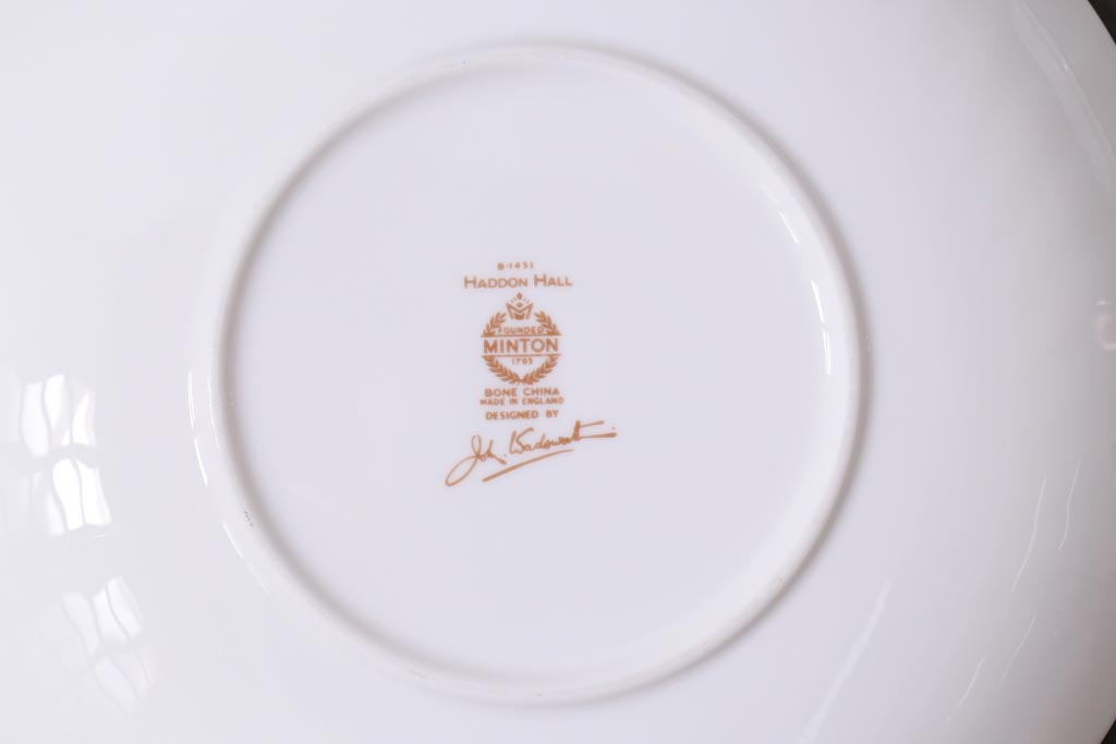 中古美品　イギリス　MINTON(ミントン)　Haddon Hall(ハドンホール)　プレート3枚セット(オーバルトレー、サービスボウル)