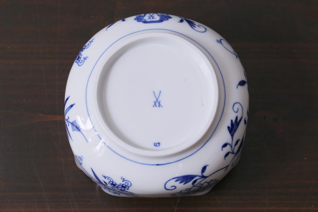 中古美品　MEISSEN(マイセン)　ブルーオニオン　木瓜型小鉢(スクエアボウル)