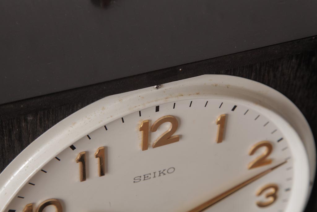 アンティーク雑貨　昭和期　SEIKO(セイコー)　30DAY　ゼンマイ式　金色の文字がシックな振り子時計(柱時計、掛け時計)