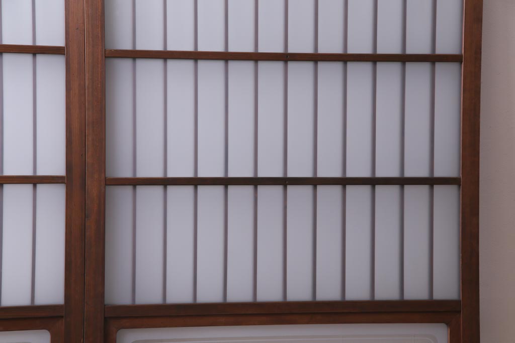 レトロ家具　昭和レトロ　腰板ケヤキ材　すりガラスが優しげな印象を与える格子戸(ガラス戸、引き戸、建具)2枚セット