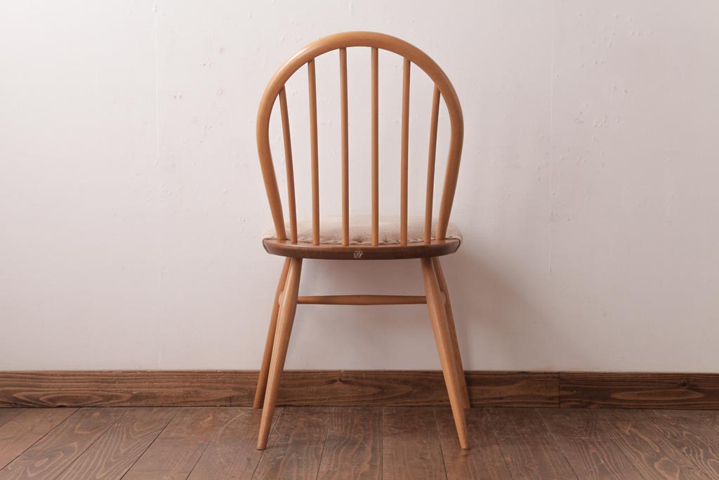 ヴィンテージ家具　イギリスビンテージ　ERCOL(アーコール)　フープバック　布張り座面のウィンザーチェア(ダイニングチェア、ワークチェア、椅子、ウインザーチェア)