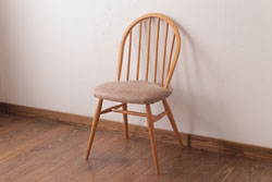 ヴィンテージ家具　イギリスビンテージ　ERCOL(アーコール)　フープバック　布張り座面のウィンザーチェア(ダイニングチェア、ワークチェア、椅子、ウインザーチェア)