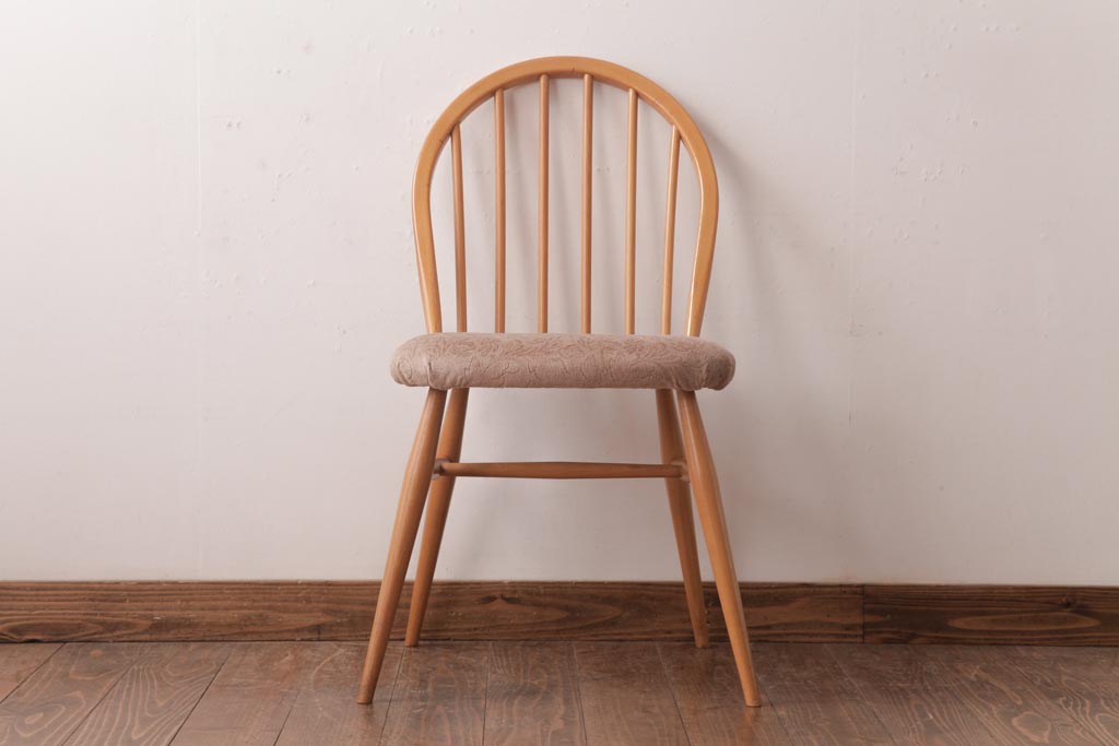 ヴィンテージ家具　イギリスビンテージ　ERCOL(アーコール)　フープバック　布張り座面のウィンザーチェア(ダイニングチェア、ワークチェア、椅子、ウインザーチェア)(1)