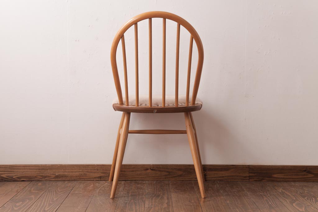 ヴィンテージ家具　イギリスビンテージ　ERCOL(アーコール)　フープバック　布張り座面のウィンザーチェア(ダイニングチェア、ワークチェア、椅子、ウインザーチェア)(1)