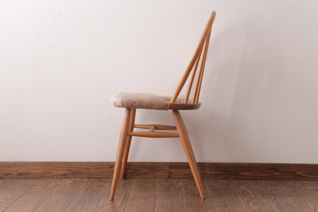 ヴィンテージ家具　イギリスビンテージ　ERCOL(アーコール)　フープバック　布張り座面のウィンザーチェア(ダイニングチェア、ワークチェア、椅子、ウインザーチェア)(2)