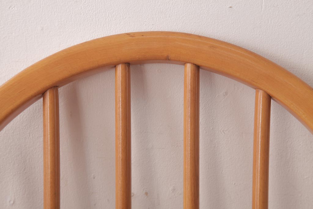 ヴィンテージ家具　イギリスビンテージ　ERCOL(アーコール)　フープバック　布張り座面のウィンザーチェア(ダイニングチェア、ワークチェア、椅子、ウインザーチェア)(2)