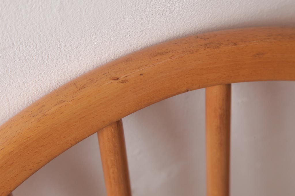 ヴィンテージ家具　イギリスビンテージ　ERCOL(アーコール)　フープバック　布張り座面のウィンザーチェア(ダイニングチェア、ワークチェア、椅子、ウインザーチェア)(2)