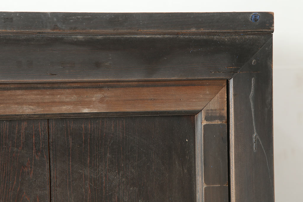 アンティーク家具　明治期　ヒノキ材　一本物　三尺　年季の入った関西水屋箪笥(キャビネット)(R-036287)