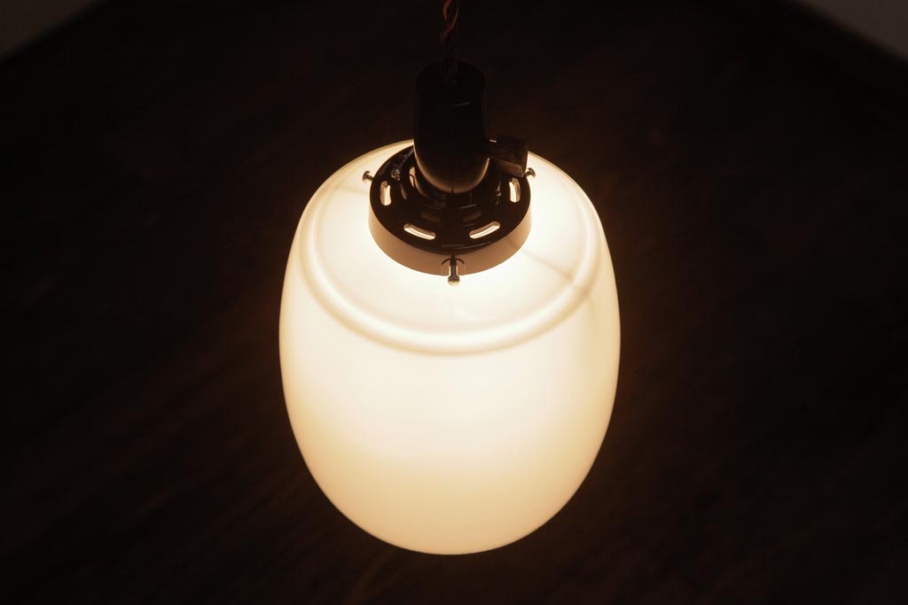 レトロ照明　シンプルで馴染みやすい昭和レトロの筒型吊り下げ照明(天井照明)(1)