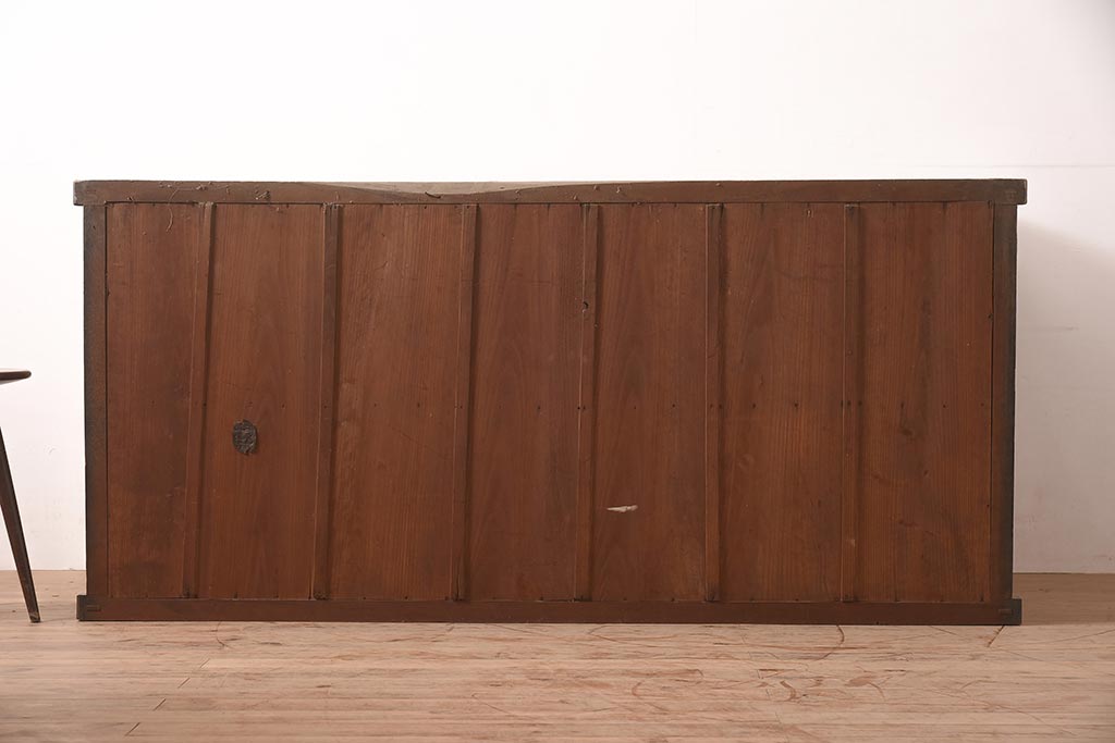 和製アンティーク　明治期　前面ケヤキ材・サクラ材　古い木の温もりを感じる重ね水屋箪笥・上段(収納棚、戸棚、ローボード)(R-036339)