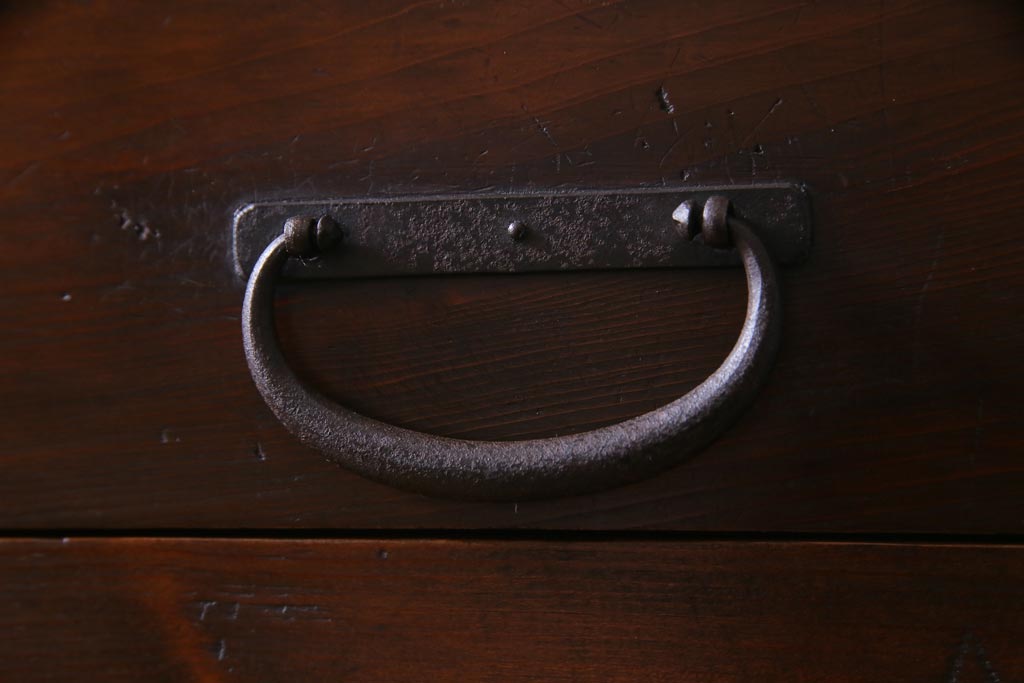 アンティーク家具　明治期　ヒノキ材　堅牢さと品格が漂うリメイク帳場箪笥(時代箪笥、収納棚、戸棚)