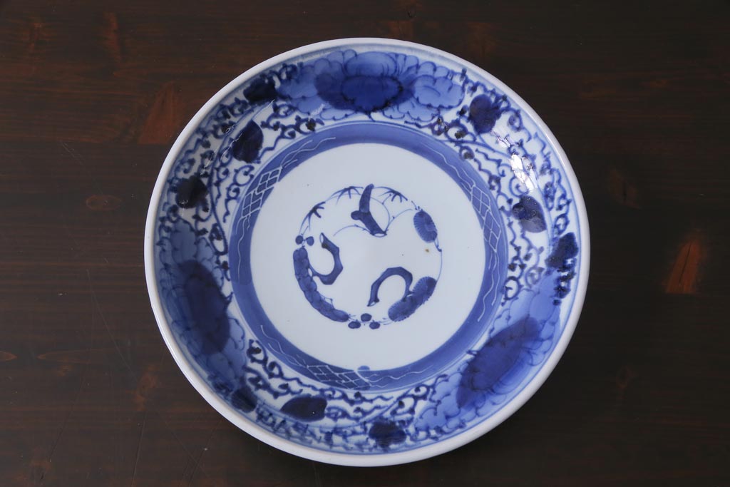 アンティーク雑貨　和製　江戸期　牡丹の図　九寸五分　染付皿(和食器)