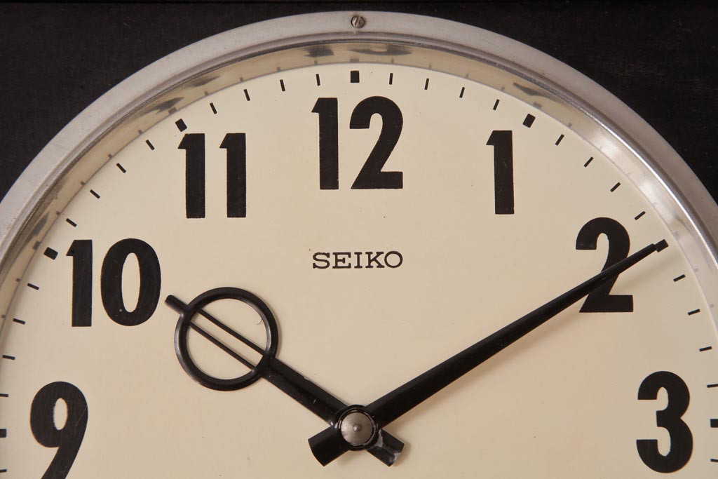 レトロ雑貨　SEIKO(セイコー)　ゼンマイ式　21DAY　渋い色味の掛け時計(柱時計、振り子時計)