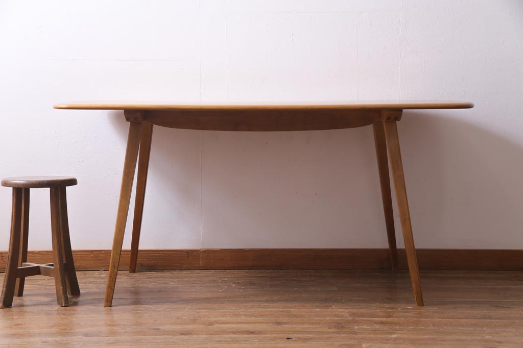 ヴィンテージ家具　イギリスビンテージ　ERCOL(アーコール)　ダイニングテーブル