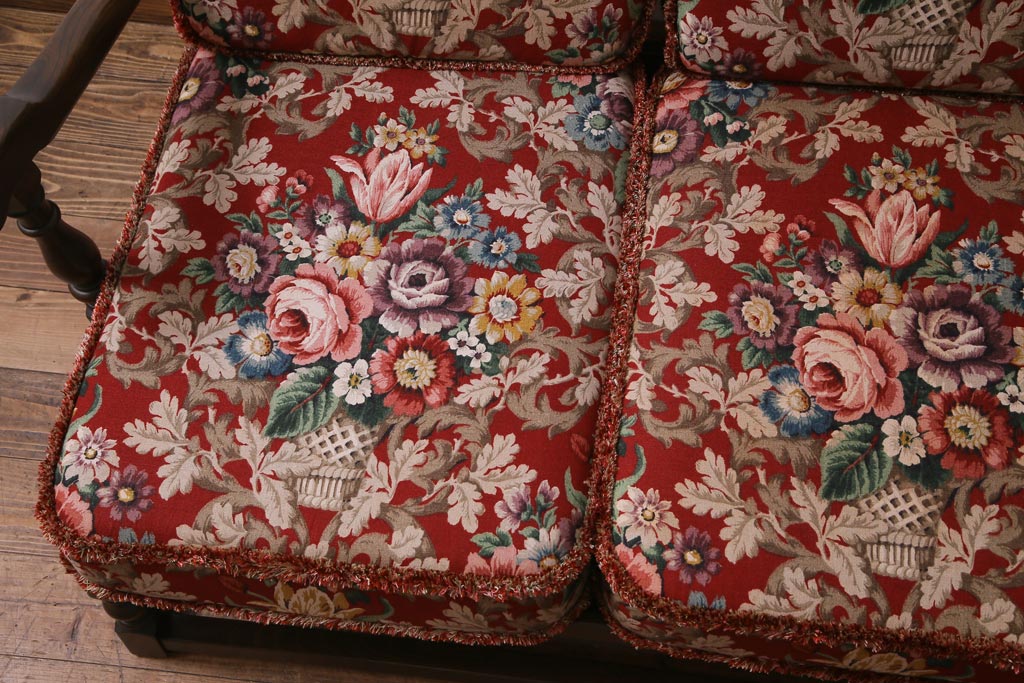 ヴィンテージ家具　イギリスビンテージ　ERCOL(アーコール)　クラシカルな3人掛けソファ(アームソファ)
