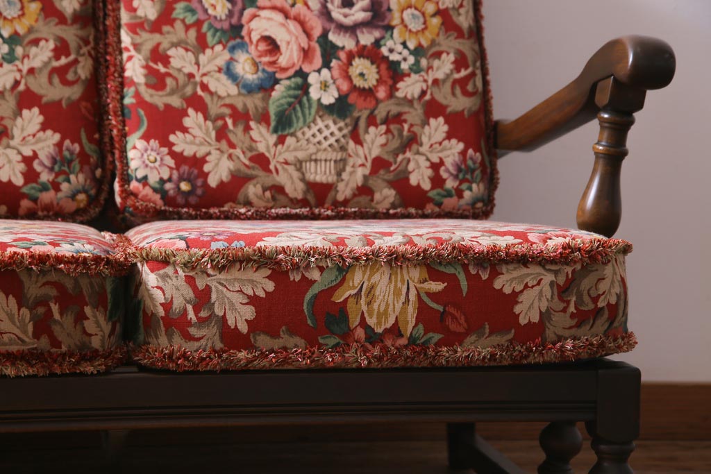 ヴィンテージ家具　イギリスビンテージ　ERCOL(アーコール)　クラシカルな3人掛けソファ(アームソファ)
