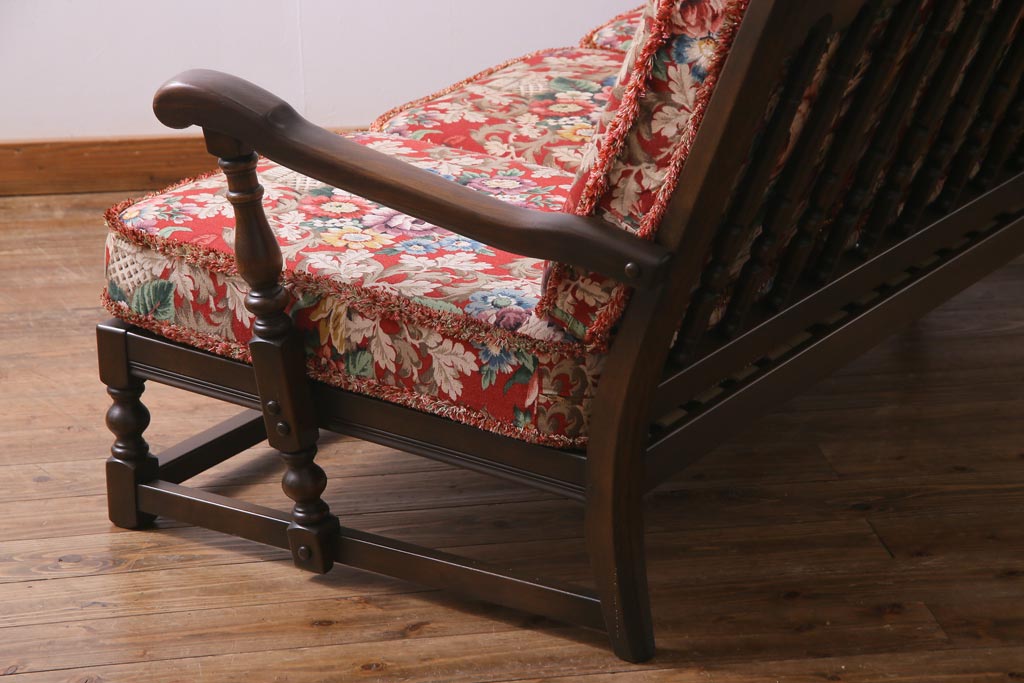 ヴィンテージ家具　イギリスビンテージ　ERCOL(アーコール)　クラシカルな3人掛けソファ(アームソファ)