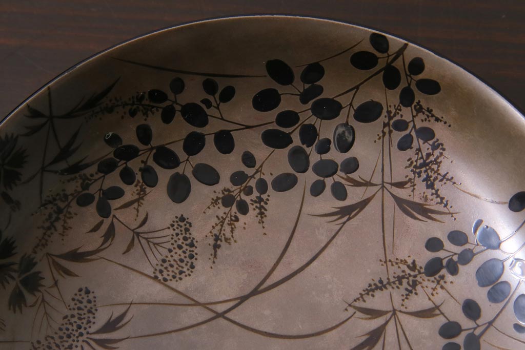昭和期　輪島塗　涛華堂　八井珠蔵　黒塗銀地秋草描金　蒔絵　木製盛器・箱付き(菓子鉢、漆器)(R-036565)
