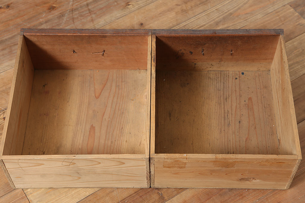 アンティーク家具　和製アンティーク　重ねキャビネット・下段(戸棚、水屋箪笥、収納棚)(R-036641)