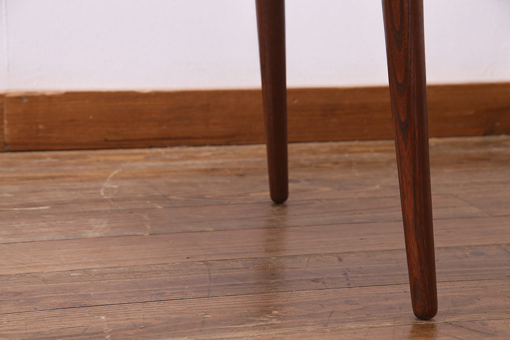 レトロ家具　昭和初期　脚付リメイク　天板栓材　赤みがかった艶がきれいな漆塗りの丸ちゃぶ台(ラウンドテーブル)(R-36993)