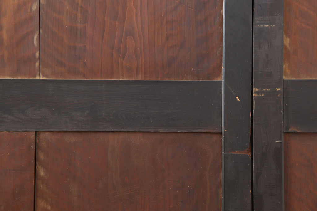 アンティーク建具　黒い木枠がモダンな板戸4枚セット(帯戸、引き戸)(R-037007)