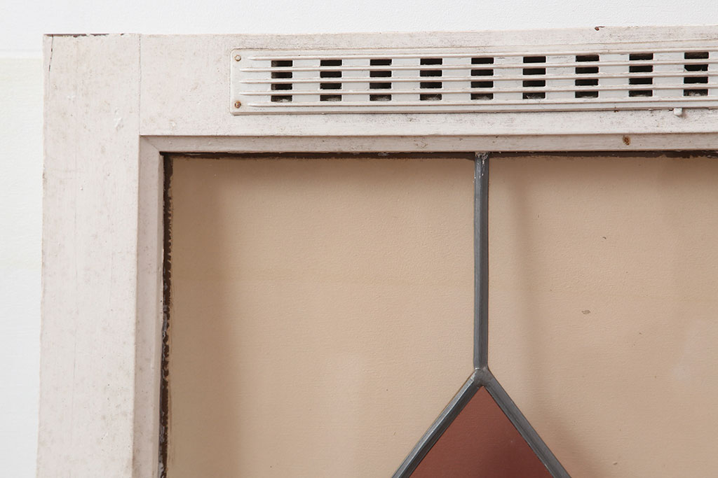 ヴィンテージ建具　フランスビンテージ　ステンドグラス　ホワイトペイントのシャビーな小窓(扉、建具)(R-037025)