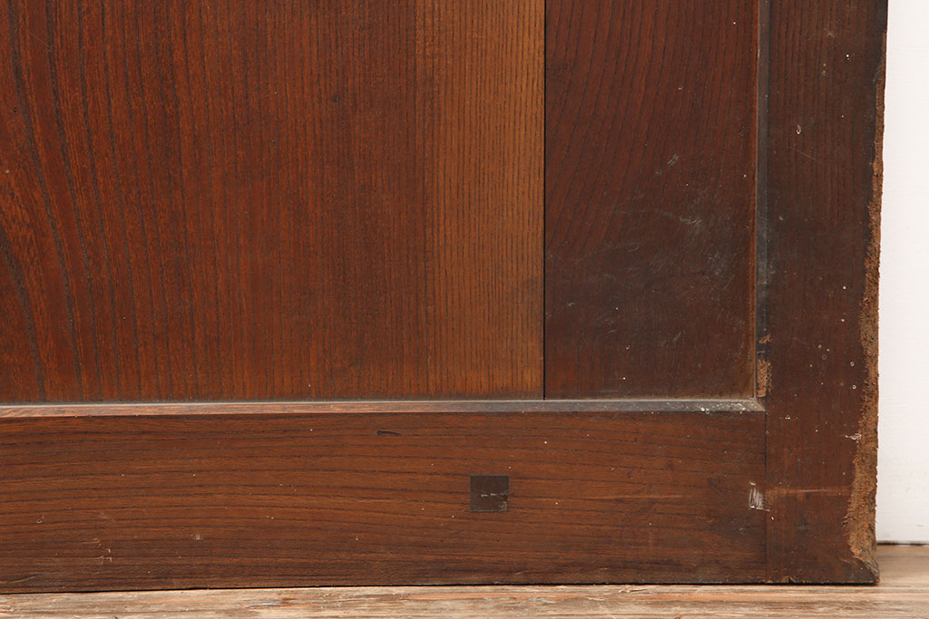 アンティーク建具　和製アンティーク　総ケヤキ材　風格漂う格子蔵戸(玄関戸、引き戸)(R-037039)